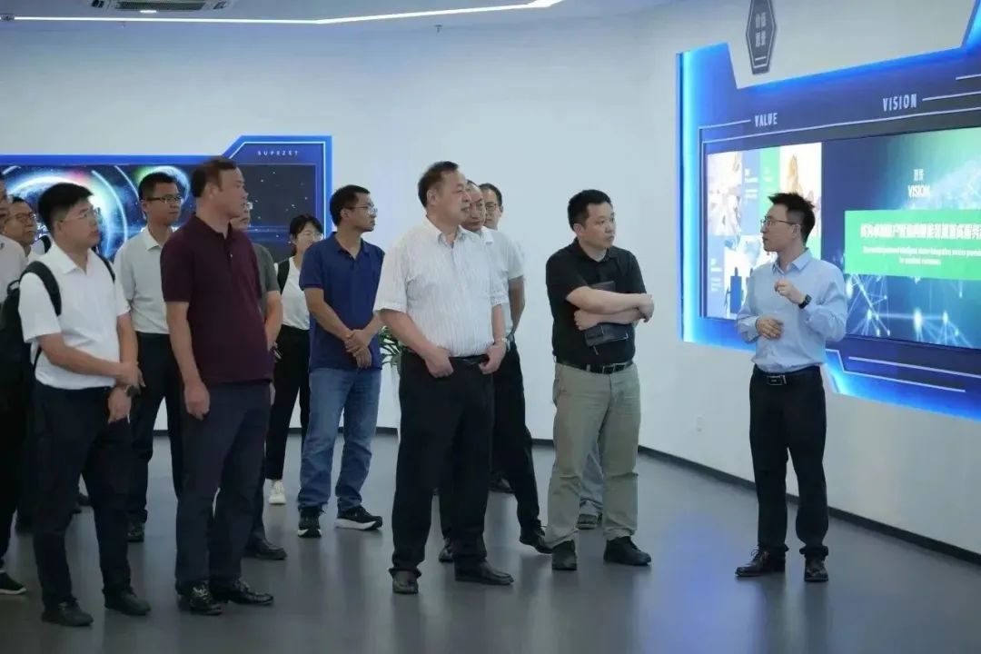 新能源 新动力 新未来|云顶集团4008股份“动力与能源产业集群”圆桌座谈会顺利召开