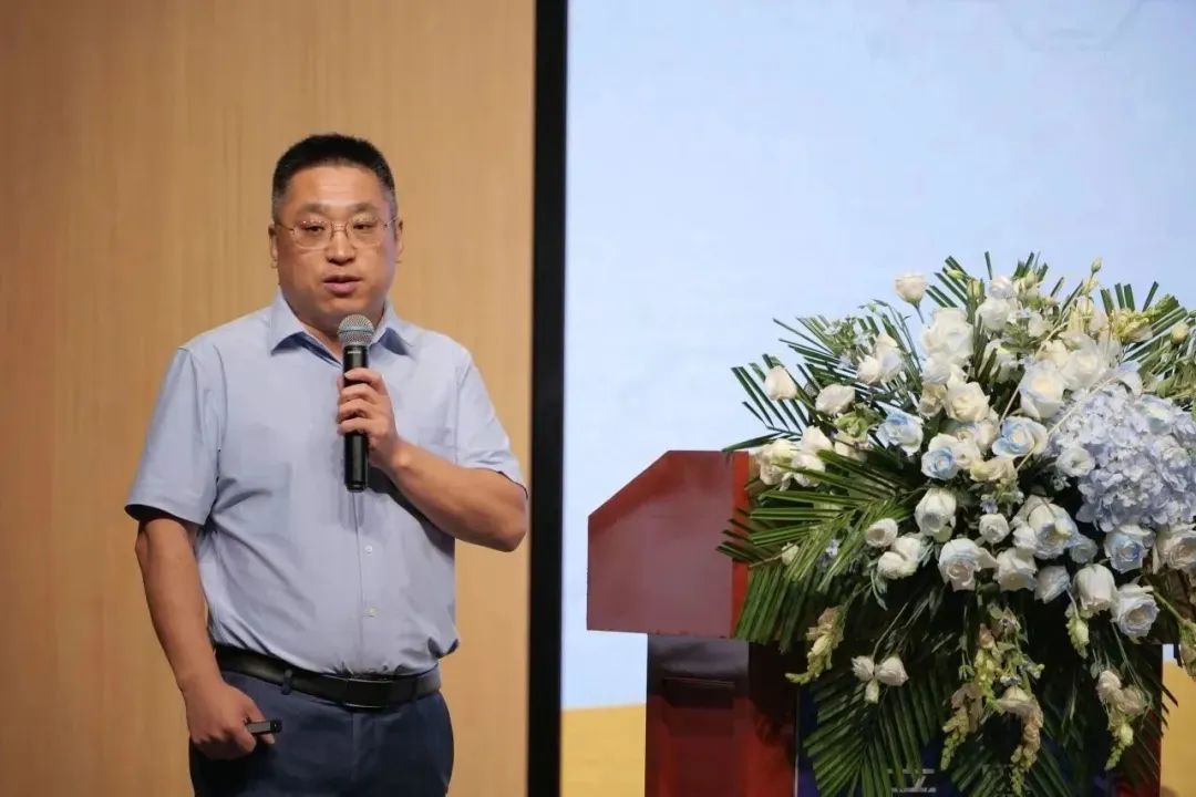 新能源 新动力 新未来|云顶集团4008股份“动力与能源产业集群”圆桌座谈会顺利召开